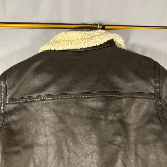 Calvin Klein Men's Extra Large Faux Leather Sherpa Collar Moto Jacket Brown - Picture 16 of 16